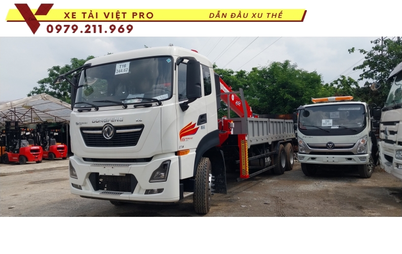 Xe Dongfeng gắn cẩu Atom 8 tấn 6 đốt năm 2024