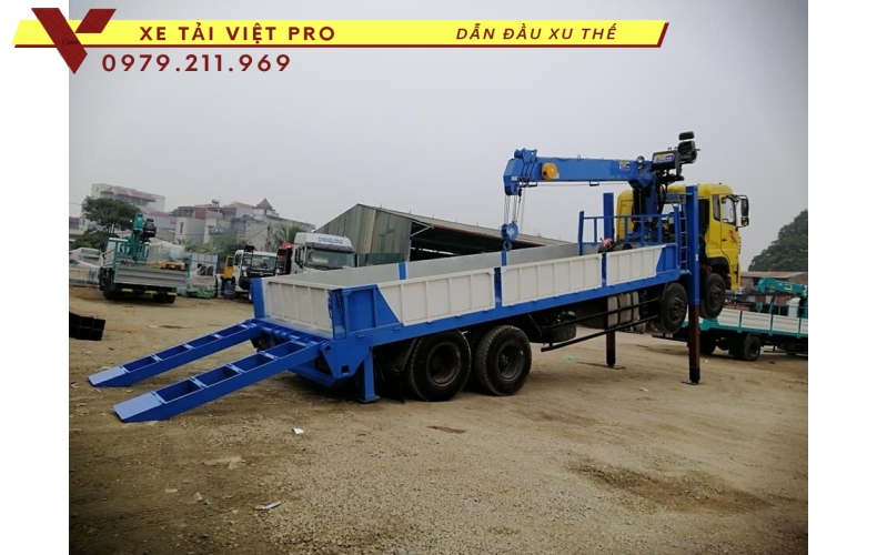 Xe tải Dongfeng 4 chân gắn cẩu Dongyang 7 tấn