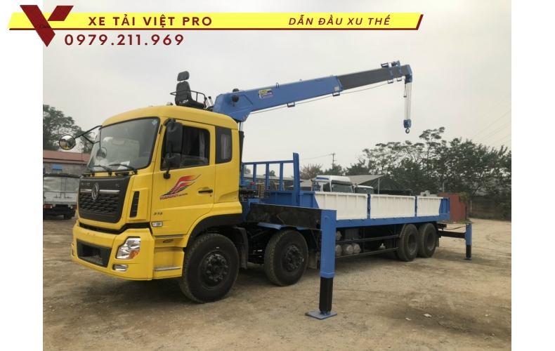 Xe tải Dongfeng 4 chân gắn cẩu Dongyang 7 tấn