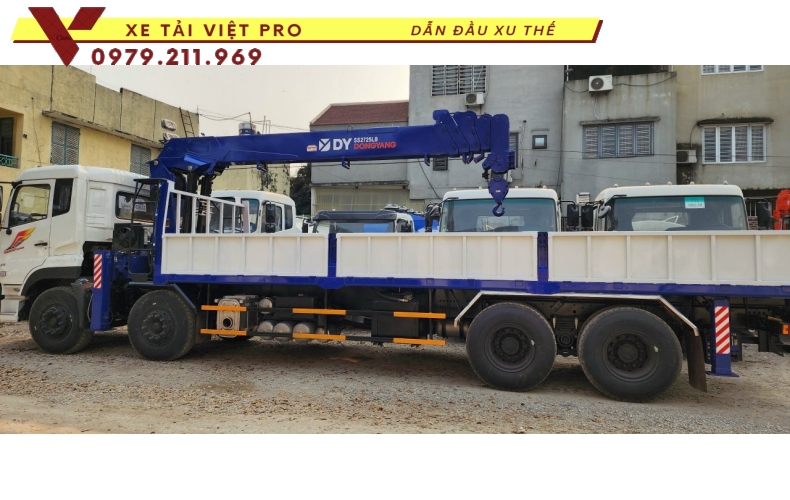 Xe tải Dongfeng 4 chân gắn cẩu Dongyang 7 tấn