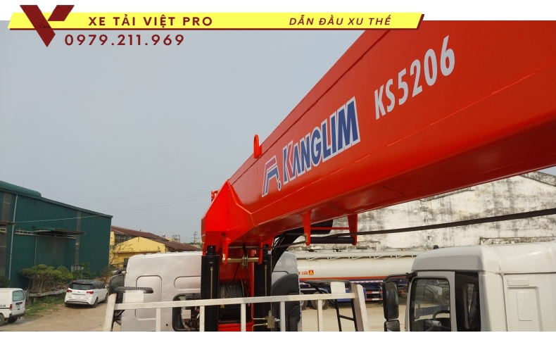 Xe tải Dongfeng 3 chân gắn cẩu Kanglim 8T - Đánh giá chất lượng và mức vốn đầu tư thế nào?