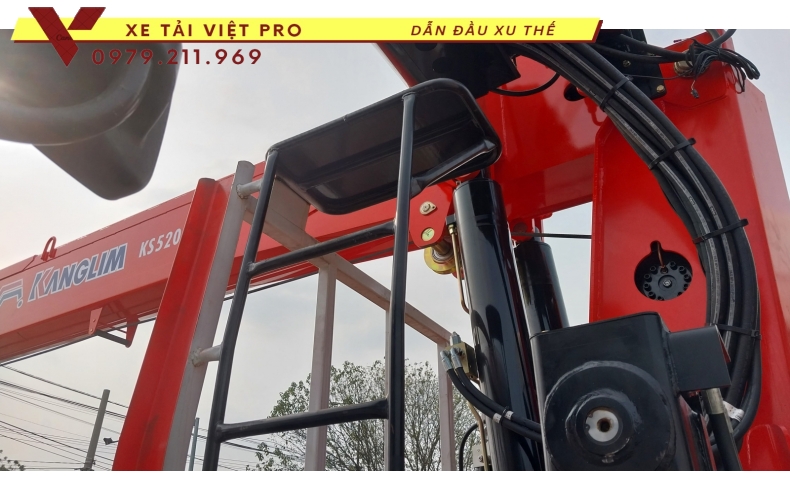 Xe tải Dongfeng 3 chân gắn cẩu Kanglim 8T - Đánh giá chất lượng và mức vốn đầu tư thế nào?