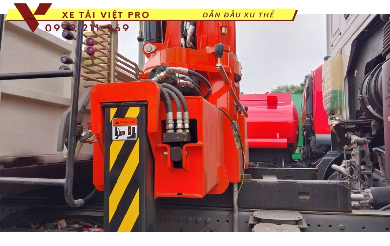 Xe tải Dongfeng 3 chân gắn cẩu Kanglim 8T - Đánh giá chất lượng và mức vốn đầu tư thế nào?