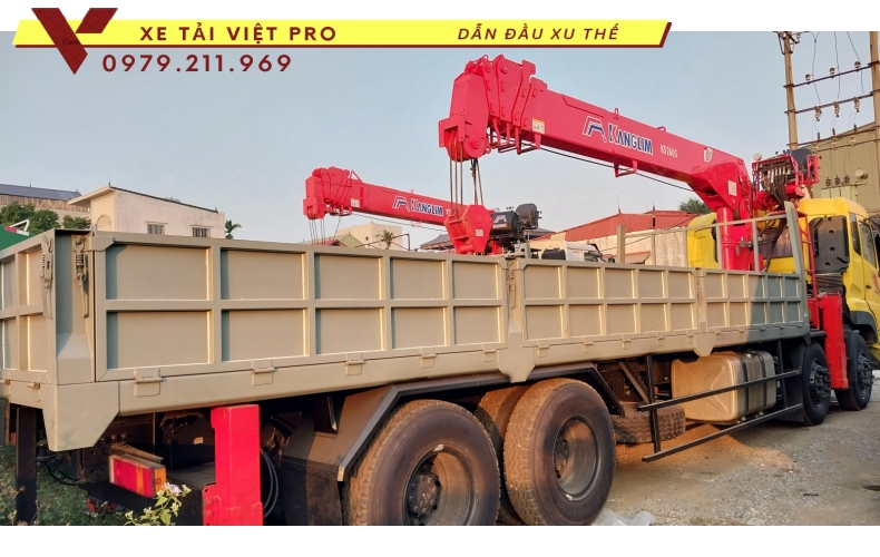 Xe tải Dongfeng 3 chân gắn cẩu Kanglim 8T - Đánh giá chất lượng và mức vốn đầu tư thế nào?