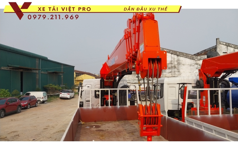 Xe tải Dongfeng 3 chân gắn cẩu Kanglim 8T - Đánh giá chất lượng và mức vốn đầu tư thế nào?