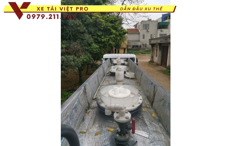 Báo giá Dongfeng 3 chân téc chở hóa chất 14m3 mới nhất tại Hà Nội