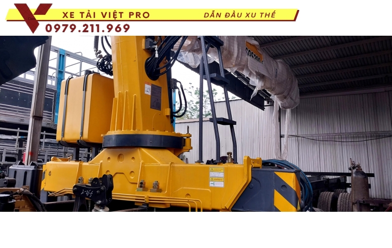 Dongfeng 3c gắn cẩu XCMG 8 tấn báo giá xe mới nhất tại Đông Anh - Hà Nội