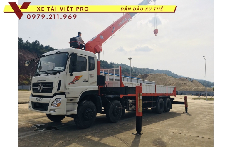 Đánh giá Xe tải Dongfeng 4 chân gắn cẩu Atom 12 tấn sẽ như thế nào???
