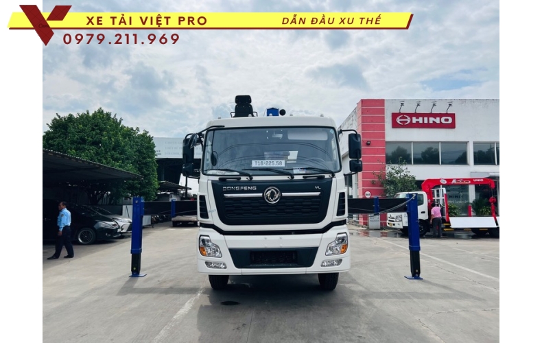 Đánh giá xe tải Dongfeng 4 chân gắn cẩu Dongyang 12 tấn
