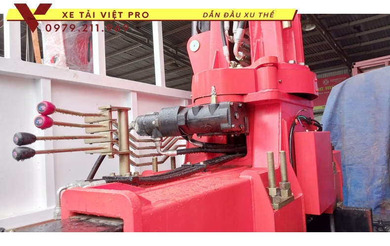 Xe tải Auman C160 gắn cẩu Kangim 5T