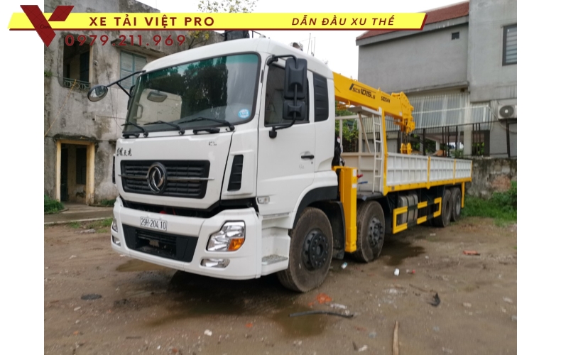 Xe tải Dongfeng 4 chân gắn cẩu Soosan 12 tấn