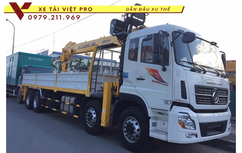 Xe Dongfeng 4 chân gắn cẩu Soosan 10 tấn