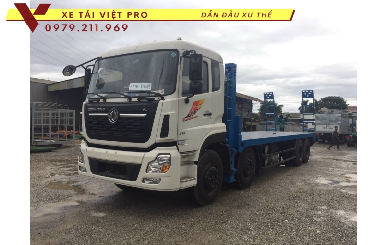 Báo giá xe Dongfeng 4 chân nâng đầu chở máy công trình