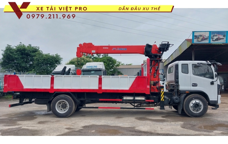 Xe tải Dongfeng D8 (2 chân) gắn cẩu Kanglim 5T