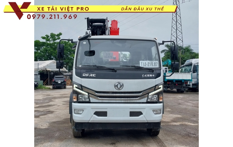Xe tải Dongfeng D8 (2 chân) gắn cẩu Kanglim 5T