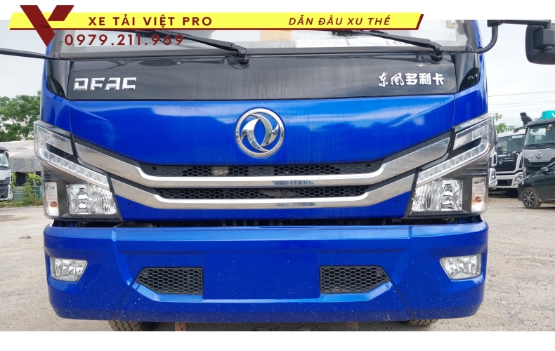 Xe tải Dongfeng D7 gắn cẩu XCMG 3 tấn 3 đốt cách khởi nghiệp an toàn