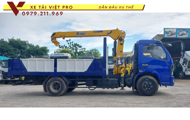 Xe tải Dongfeng D7 gắn cẩu XCMG 3 tấn 3 đốt cách khởi nghiệp an toàn