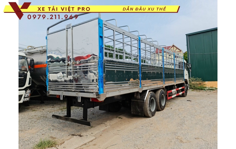 Giá Xe Dongfeng 3 chân tải thùng mui bạt mới nhất