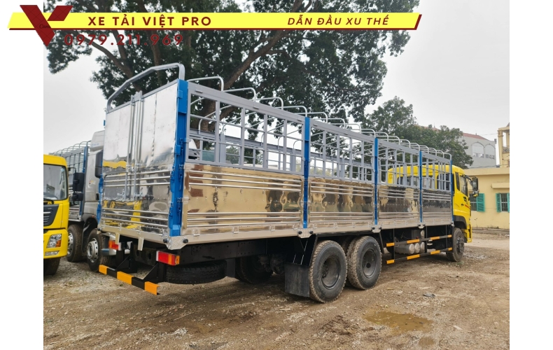 Giá Xe Dongfeng 3 chân tải thùng mui bạt mới nhất