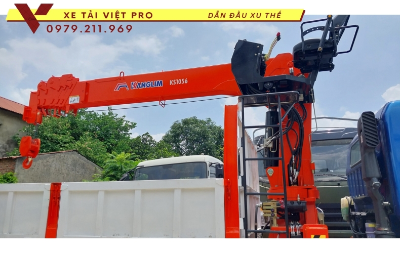 Xe tải Mitsubishi FUSO FI170 gắn cẩu Kanglim 5T
