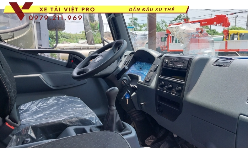 Xe tải Mitsubishi FUSO FI170 gắn cẩu Kanglim 5T