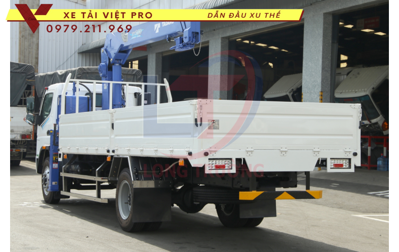 Xe tải FUSO FI 170 gắn cẩu Tadano 5 tấn đánh giá xe