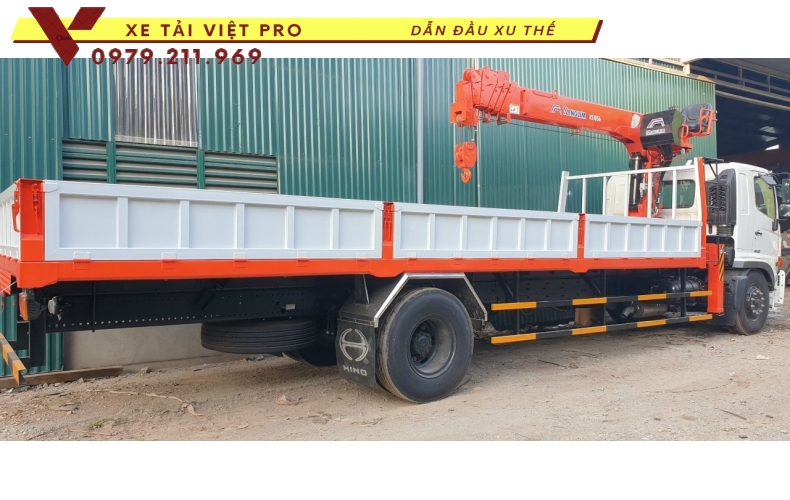 Xe tai hino FG gắn cẩu Kanglim 5 tấn giá bao nhiêu?