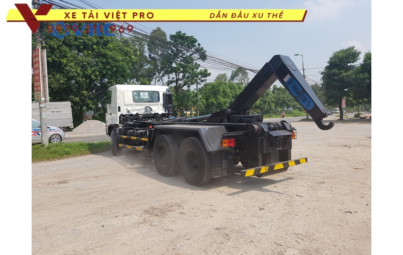 Báo giá Hino 3 chân thùng chở Hookift mới nhất