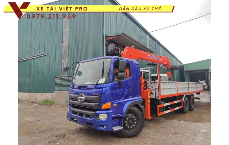 Xe tải Hino FM gắn cẩu Kanglim 8 tấn - Thông số và báo giá
