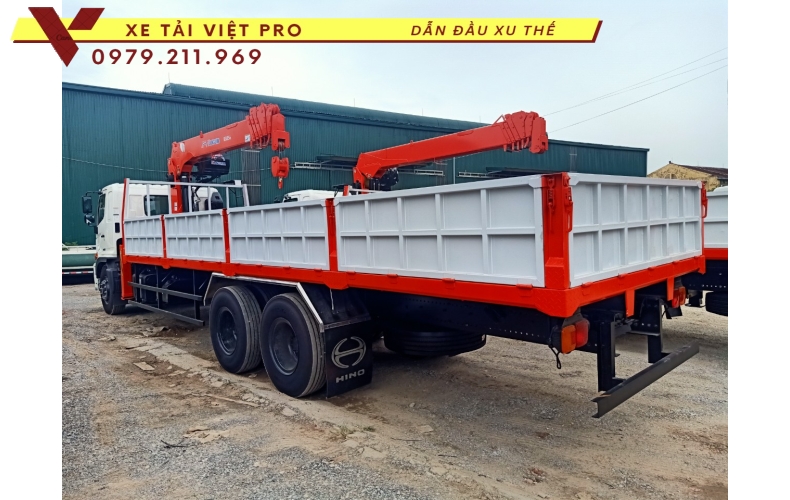 Xe tải Hino FM gắn cẩu Kanglim 8 tấn - Thông số và báo giá