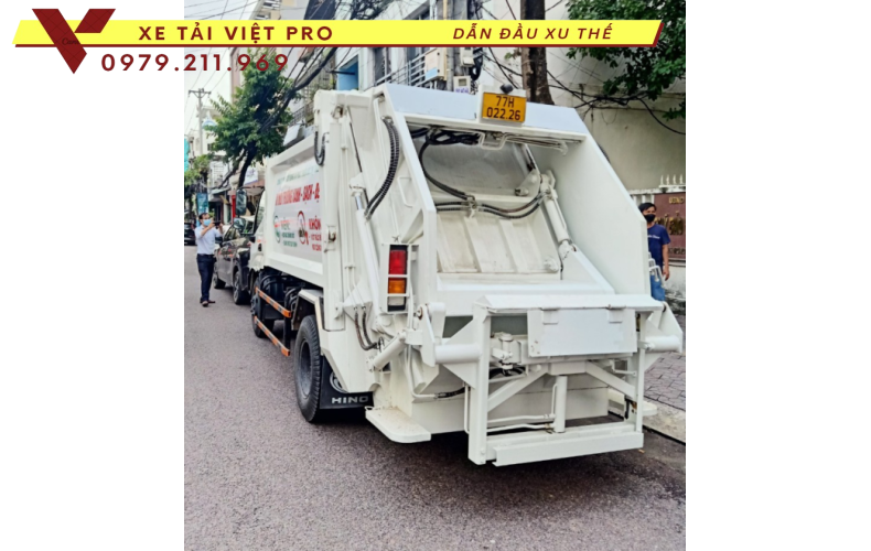 Hino xe cuốn ép rác 7 khối