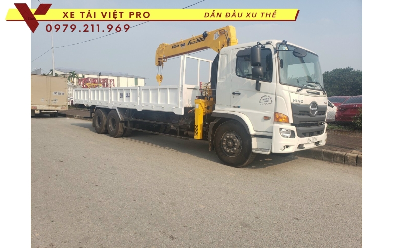 Xe tải Hino 2 chân gắn cẩu Soosan 5 tấn Chất lượng bền bỉ