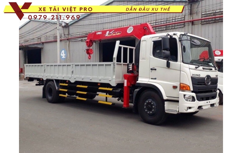 Xe tải Hino gắn cẩu Unic 3 tấn 4 đốt - Giá tốt, xe chất lượng cao