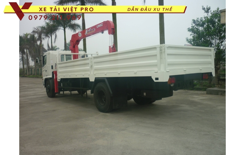 Xe tải Hino FG gắn cẩu Unic 5 tấn giá bao nhiêu???