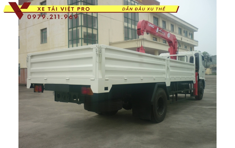 Xe tải Hino FG gắn cẩu Unic 5 tấn giá bao nhiêu???