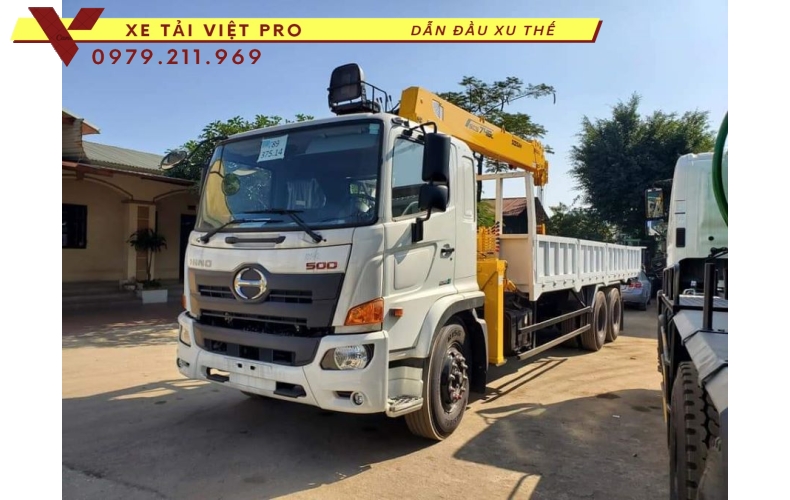 HINO FL8JW7A Gắn Cẩu SOOSAN 7 Tấn