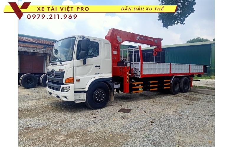 Xe tải Hino FM gắn cẩu Unic 8 tấn, thông số và báo giá mới nhất 2024