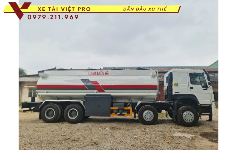 Giá xe Howo 4 chân téc chở xăng dầu mới nhất năm 2024 tại Hà Nội