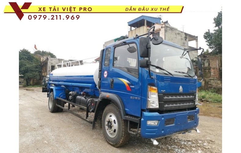 Howo Xe phun nước rửa đường 8 khối