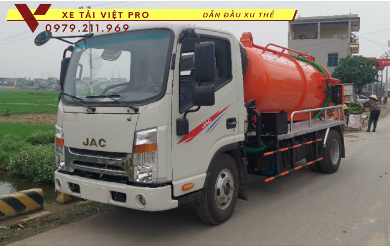 JAC xe hút chất thải 06 khối