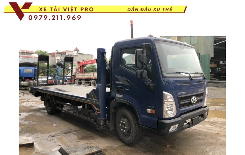 Xe tải Hyundai EX8 nâng đầu chở máy. Giải pháp lựa chọn thông minh