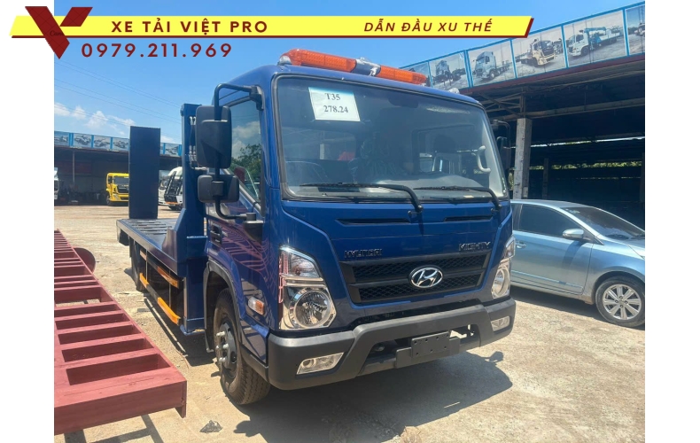 Xe tải Hyundai EX8 nâng đầu chở máy. Giải pháp lựa chọn thông minh