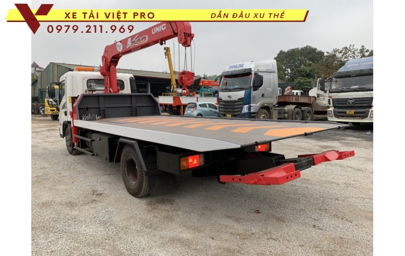 Hyundai EX8 cứu hộ sàn trượt gắn cẩu Unic