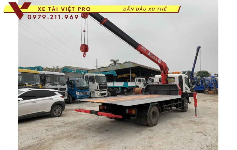 Hyundai EX8 cứu hộ sàn trượt gắn cẩu Unic