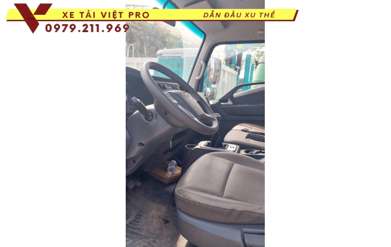 Hyundai EX8 cứu hộ sàn trượt gắn cẩu XCMG 3 tấn