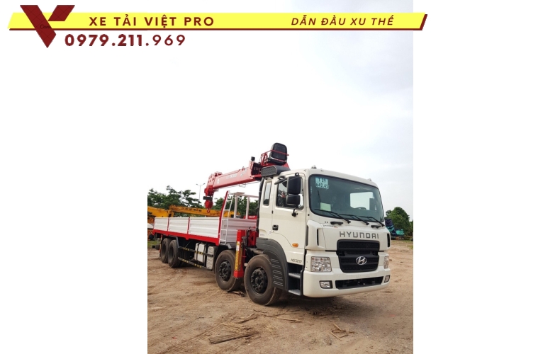 Xe tải Hyundai HD320 gắn cẩu Atom 15 tấn