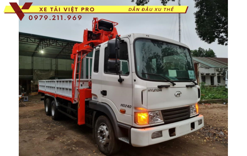 Hyundai HD240 gắn cẩu Kanglim 5 tấn 6 đốt