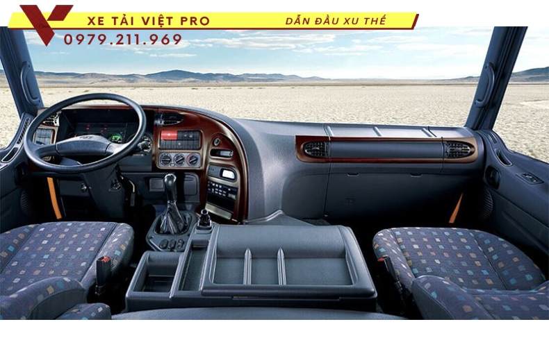 Xe tải Hyundai HD320 gắn cẩu Kanglim 8 tấn 6 đốt