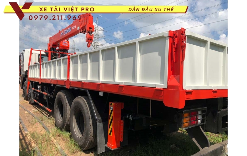 Xe tải Hyundai HD320 gắn cẩu Kanglim 8 tấn 6 đốt