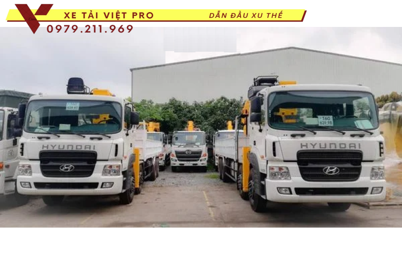 Xe Hyundai HD320 gắn cẩu Soosan 12 tấn